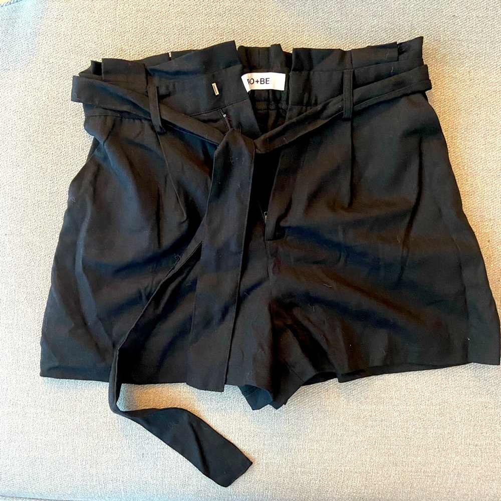NEW Do+Be Paper Bag Shorts